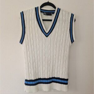 White with Blue Trim Cable Knit Sweater Vest sz M V-Neck Preppy